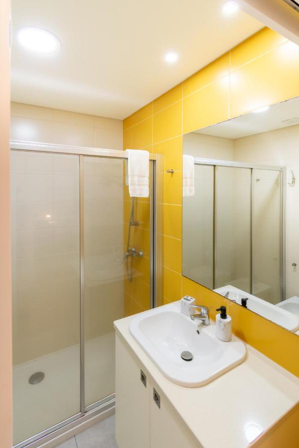 Atlantic Penthouse - City, Montain & Ocean - Free Parking Πόντα Ντελγκάντα Εξωτερικό φωτογραφία