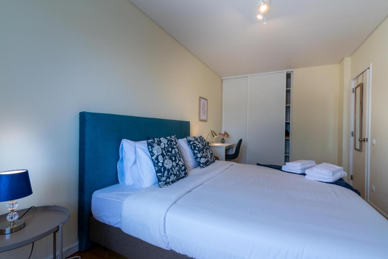 Atlantic Penthouse - City, Montain & Ocean - Free Parking Πόντα Ντελγκάντα Εξωτερικό φωτογραφία