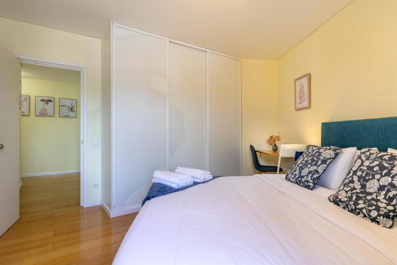 Atlantic Penthouse - City, Montain & Ocean - Free Parking Πόντα Ντελγκάντα Εξωτερικό φωτογραφία